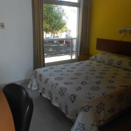 Hotel 25 De Mayo Фрей Бентос Екстериор снимка