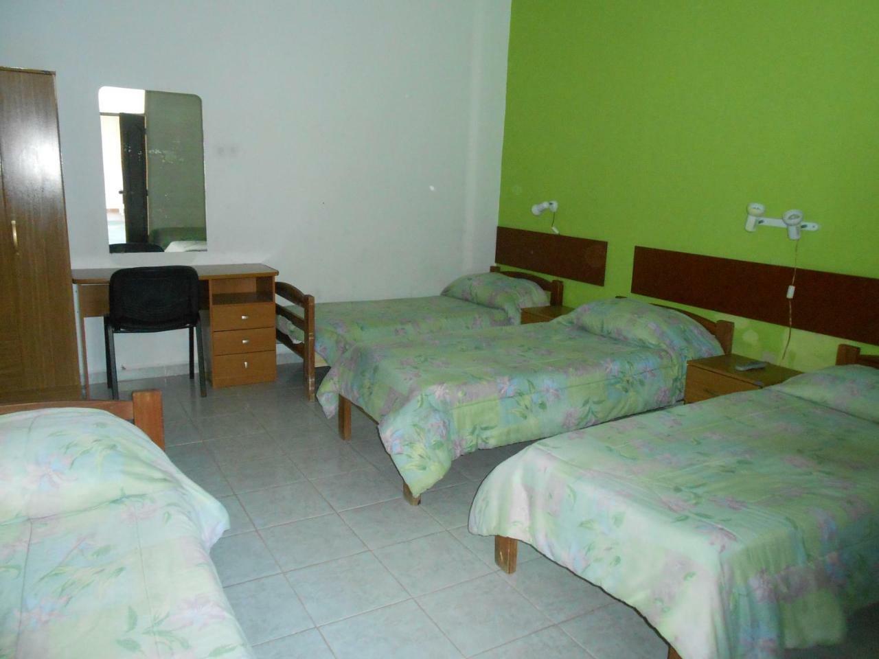 Hotel 25 De Mayo Фрей Бентос Екстериор снимка